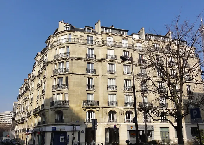 Relais12Bis Bed & Breakfast By Eiffel Tower